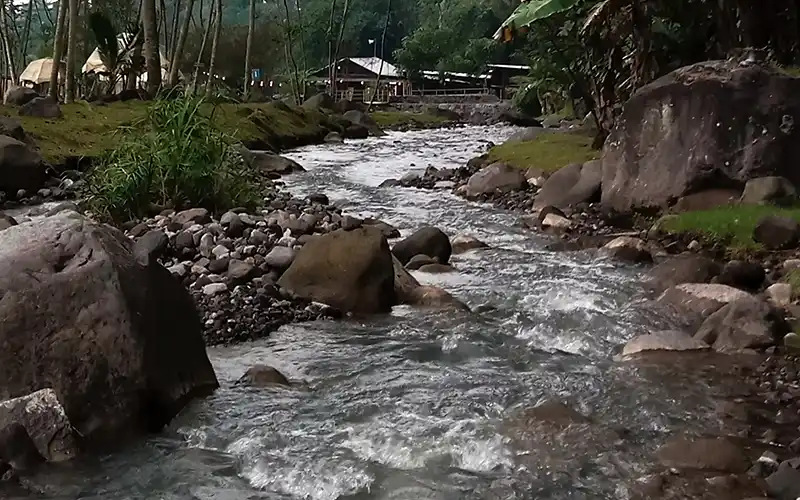 A fresh water river